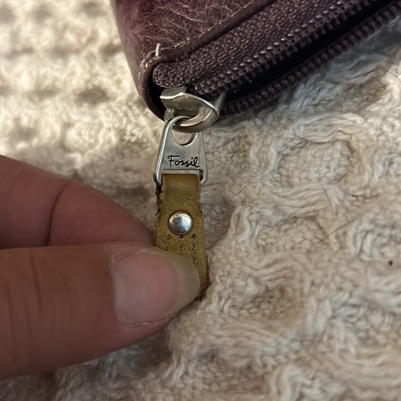 Preowned Fossil purple leather wallet - Picture 4 of 7